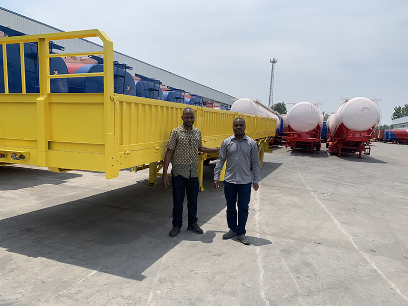 Mozambique Customer Visit Our Trailer and Truck Factory